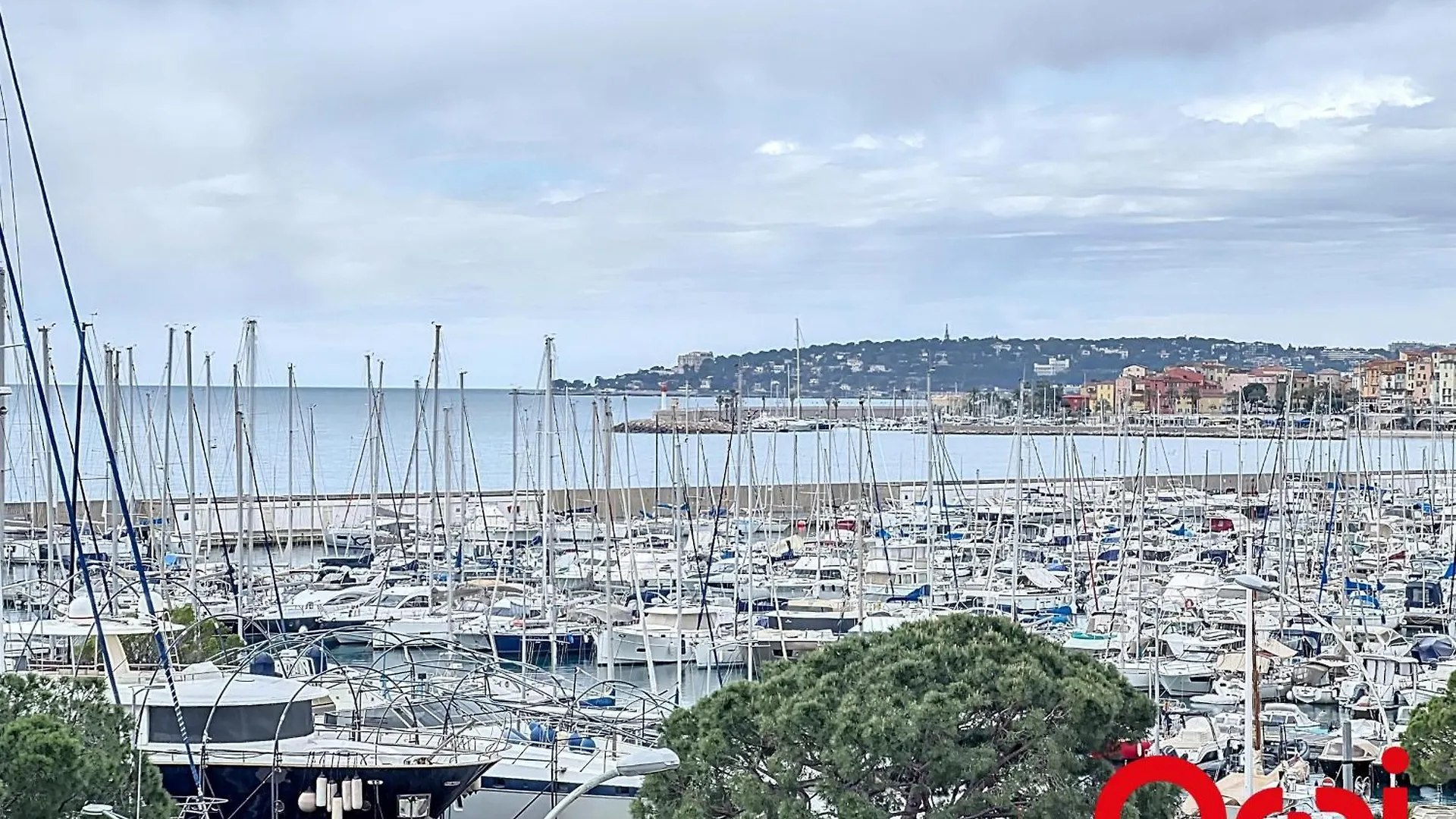 Grand Appart Climatise Pour 4 Avec Animaux Admis A Menton - Fr-1-647-9 Apartment